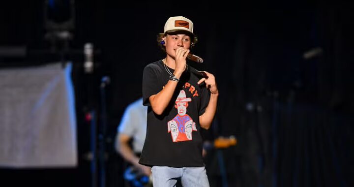 Maddox Batson Live in Houston