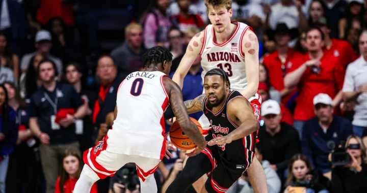 Arizona Wildcats at Houston Cougars Basketball – Fertitta Center, Houston, Texas | February 21, 2026