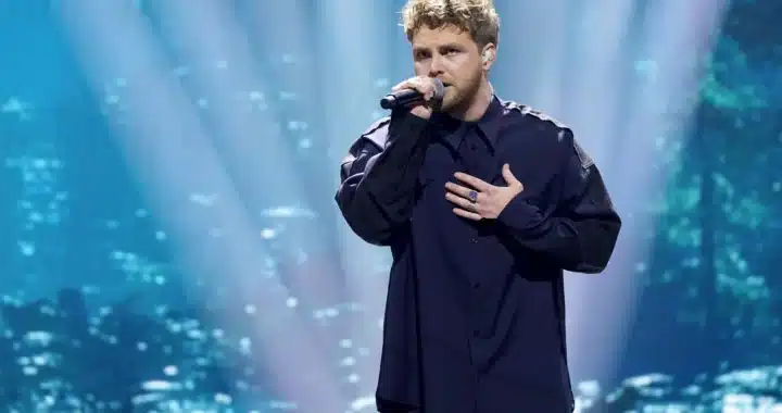 Alex Warren Tickets – May 27, 2026 | Toyota Center Houston